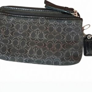 Coach Signature Black Silver Double Zip Wristlet With Hangtag